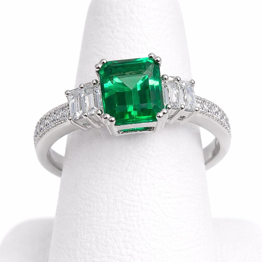 DENKAYS GREEN ENGAGEMNET RING SIZE 7 - Picture 1 of 5